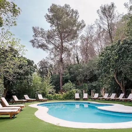 Catalina Aka Almanita Villa *